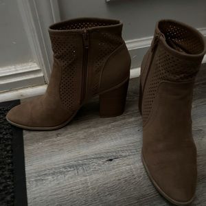 Women’s Boots
